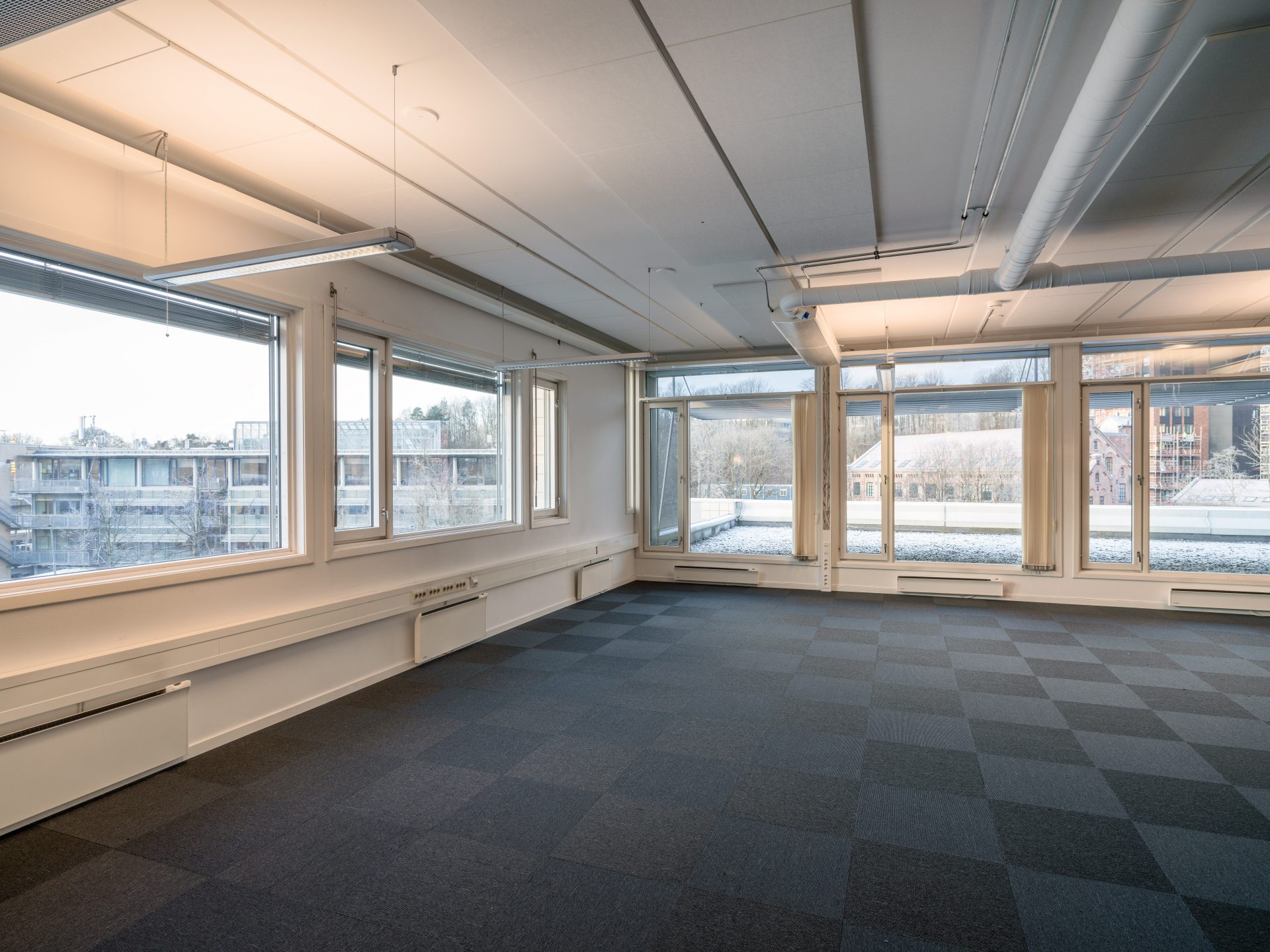 1.104 kvm BTA i 4. etg - slik lokalene fremstår idag